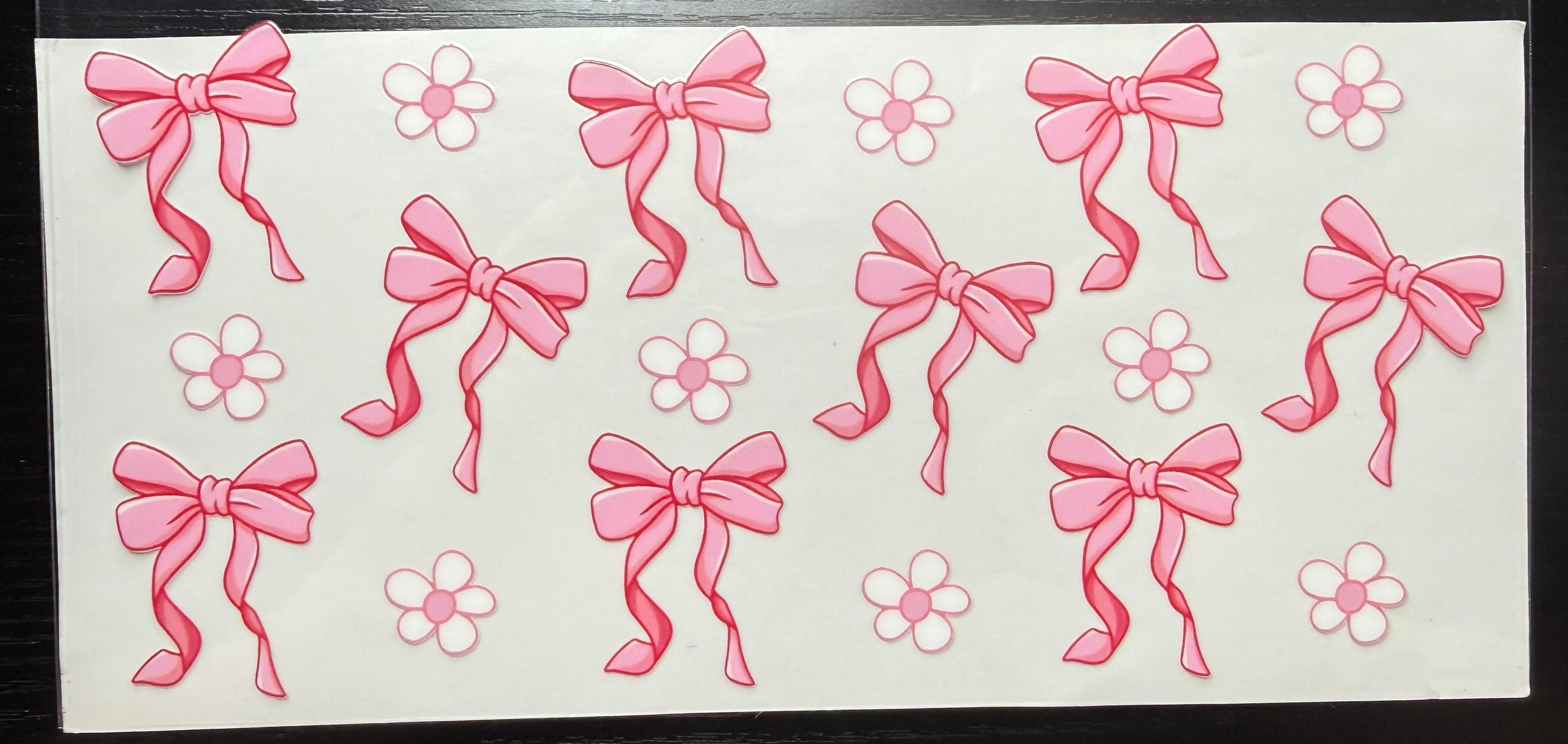 Pink Bows w/ daisies