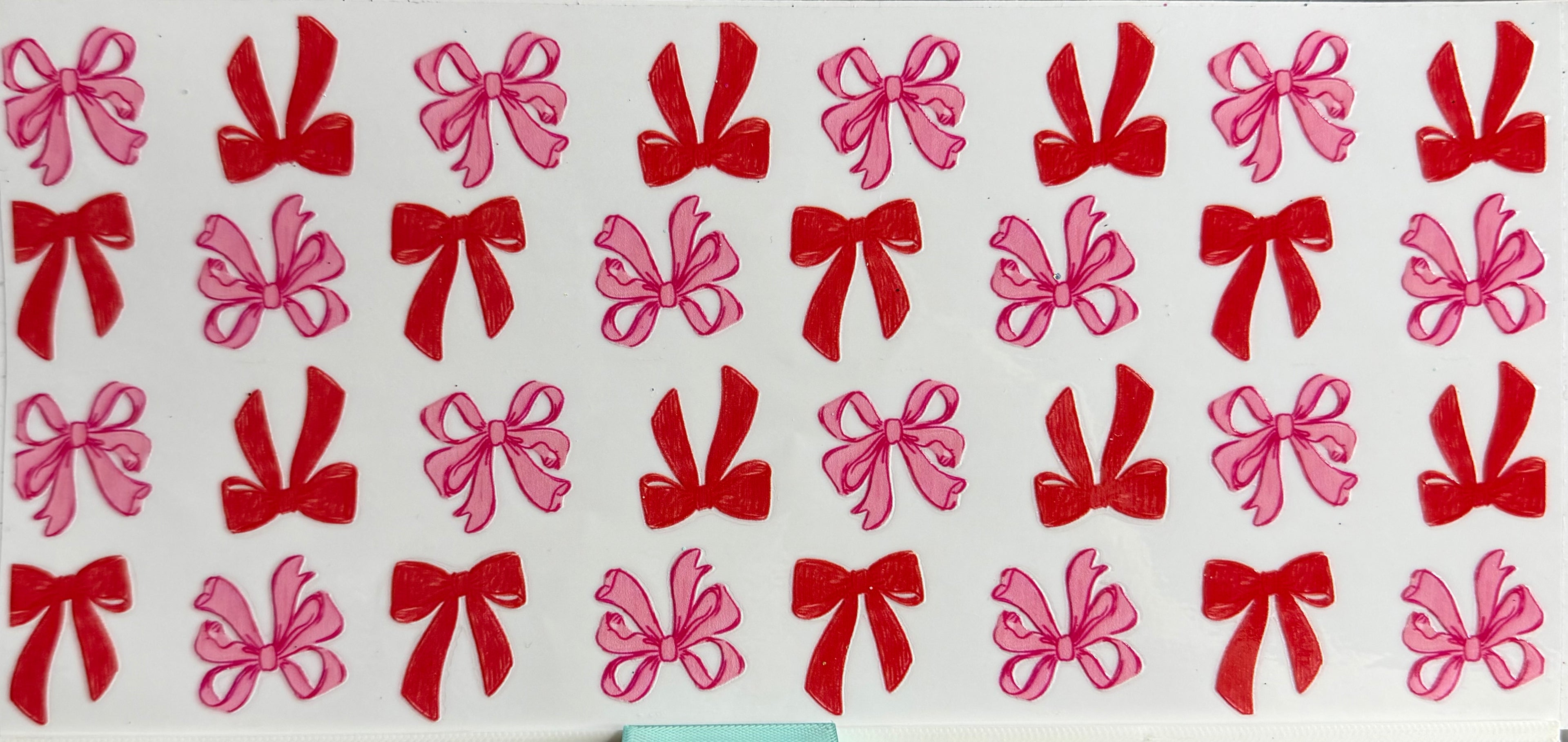 Red and pink bows